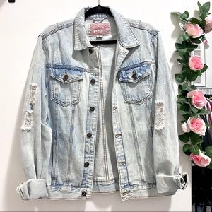 Oversized denim jacket